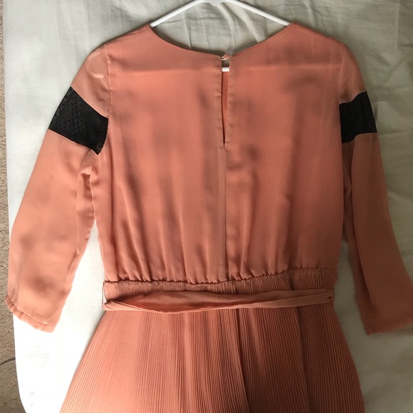 Gianni Bini Pink & Black Pleated Sleeved Dress - Picture 3 of 3